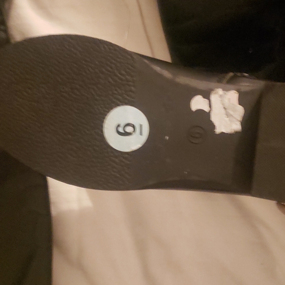 Boots (brand new) no tag - Picture 2 of 3